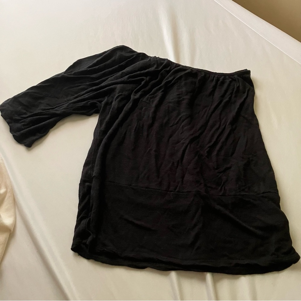 Black H&M asymmetrical one sleeve shirt